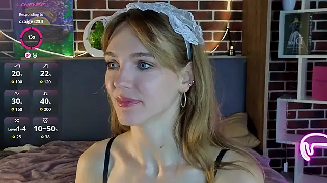 MarielRoloson live cam on StripChat