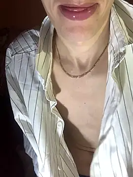 MiroKari2 live sex cam