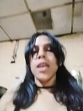 Saray_queen1 live cam on StripChat