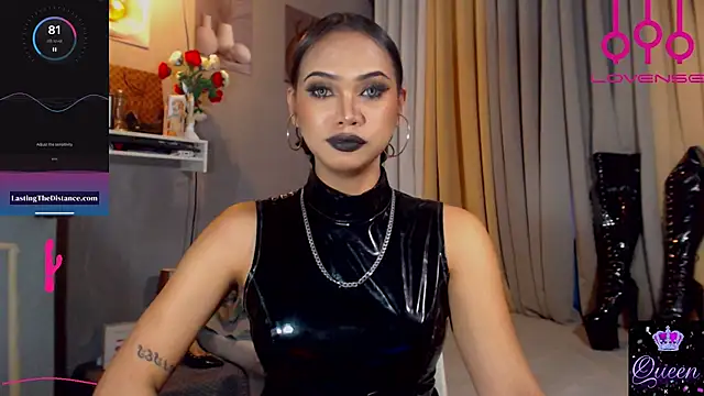 Lexi_ThunderFuck live cam on StripChat