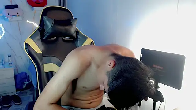 Ascii_one live cam on StripChat