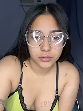 sextwox live sex cam