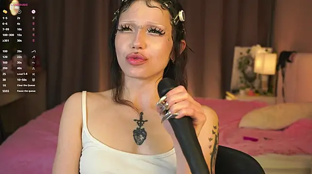 TheressaPattengale live cam on StripChat