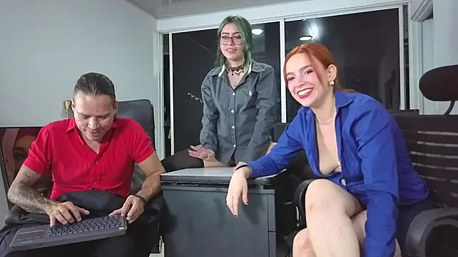 NinaVsRocco live sex cam