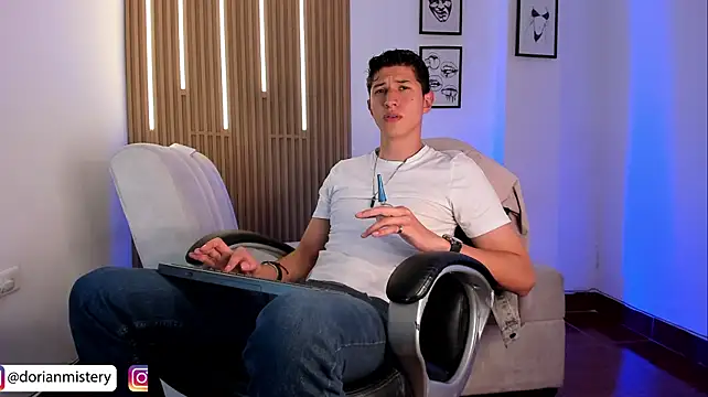 Dorianmistery2322_ live sex cam