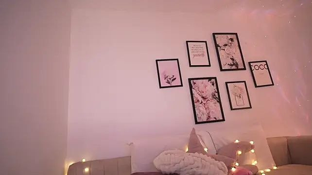 Melibahamon_ live cam on StripChat