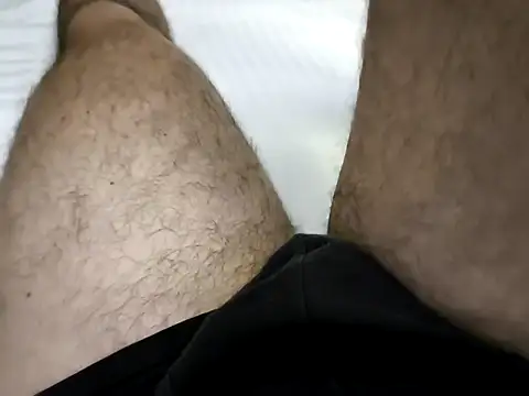 Yorel1109- live cam on StripChat