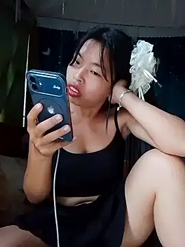 Hikomy- live cam on StripChat