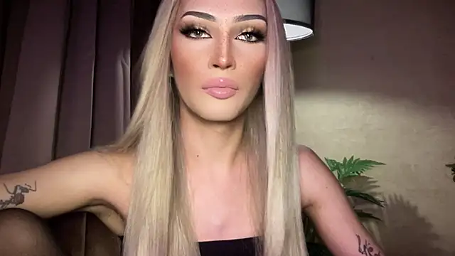 Alicegreenexx live cam on StripChat