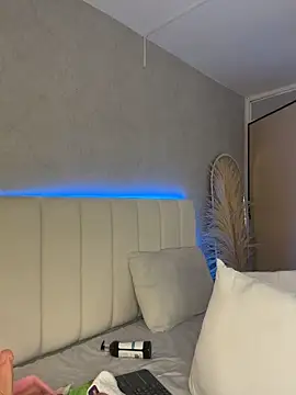 Rossie_Blooms live sex cam