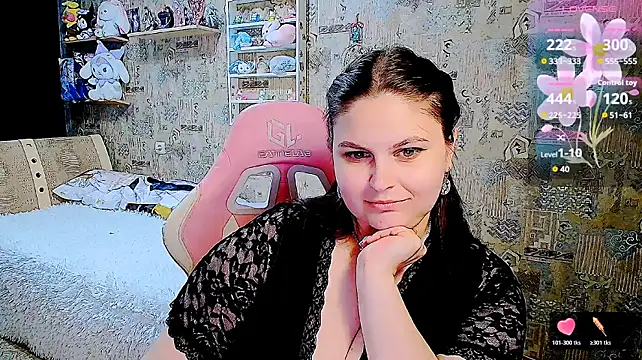WhisperInTheDarkk live cam on StripChat