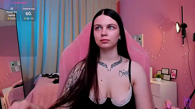 Mihcela_Furett live cam on StripChat