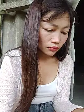 Buong-binh live cam on StripChat