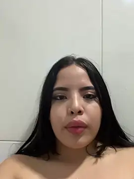 Ari_coleman live cam on StripChat