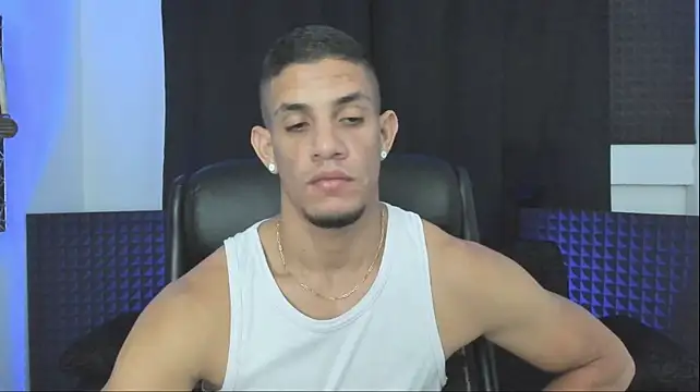 jhonnysnow17 live sex cam