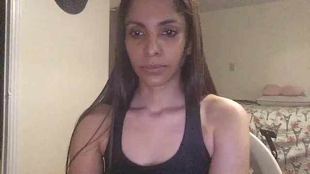 karlatiburcio live cam on StripChat