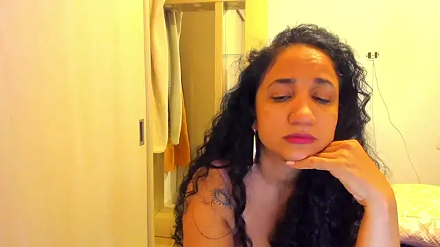 alaskmiller1 live cam on StripChat