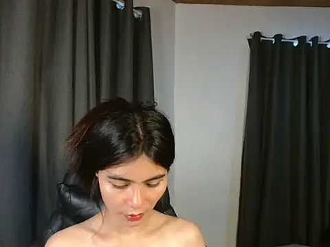 Hot_belle_pinay live cam on StripChat