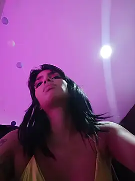 DeuxGold live cam on StripChat