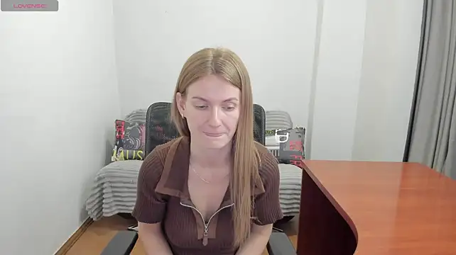 Alisha_Skyes live cam on StripChat