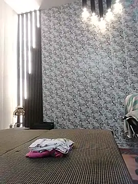 Cute-Janvi20 live cam on StripChat