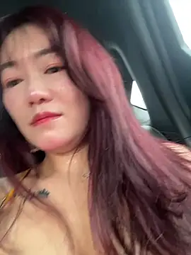 mollymm live cam on StripChat