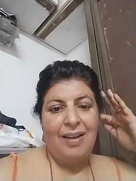 Jann_Riya333 live cam on StripChat