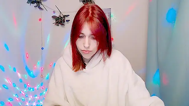 GuessMe___ live cam on StripChat