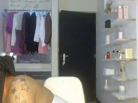 Sexy_Babydoll221 live cam on StripChat