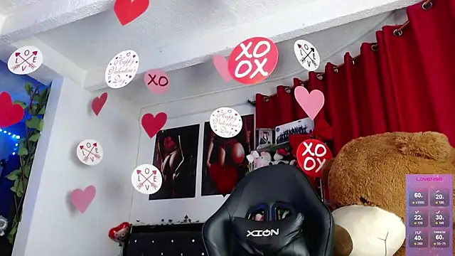 Niky_777 live cam on StripChat
