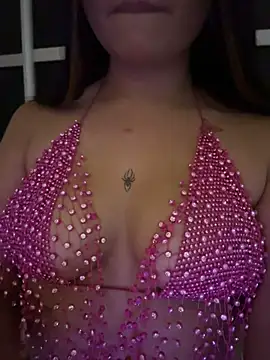 Mari_mc live cam on StripChat
