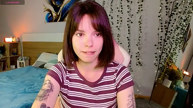 Maya_Campbell live cam on StripChat
