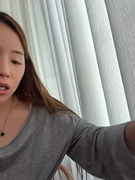momoli60 live sex cam