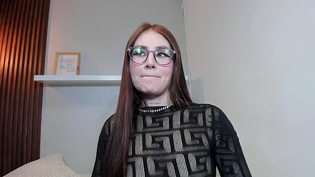 LANA-JONNES live cam on StripChat