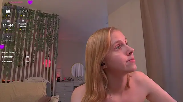 sofiapurex live cam on StripChat