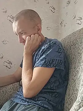 _uncle_Mitya-43_ live cam on StripChat
