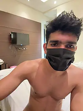 Naughtytomboy78 live sex cam