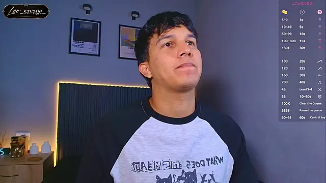 Leo_Savage_ live sex cam