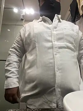 velakapoor07 live sex cam
