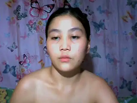 SexyAsianPussy4u live cam on StripChat
