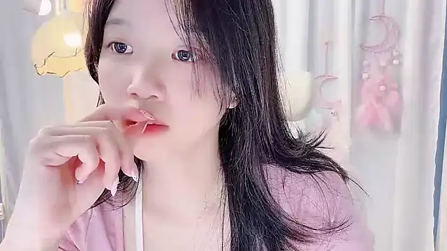Yanys521 live cam on StripChat