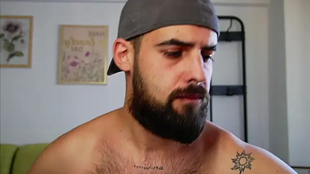 HairyRobxxx live cam on StripChat
