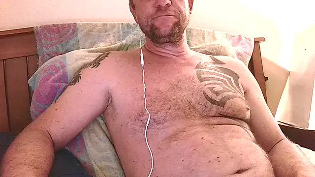 Yournaughty live cam on StripChat