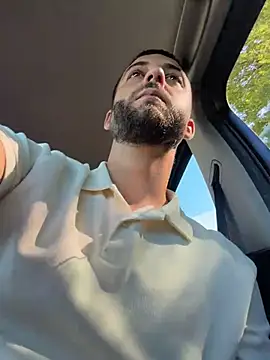 Pablo_Hornyguy95 live sex cam
