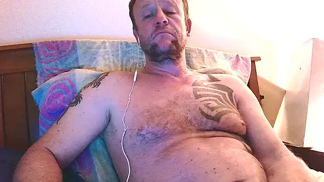 Yournaughty live cam on StripChat