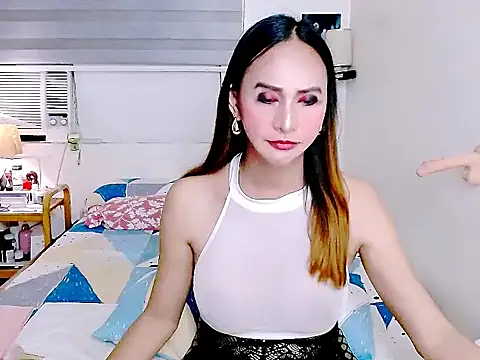 BeautifullLust live cam on StripChat