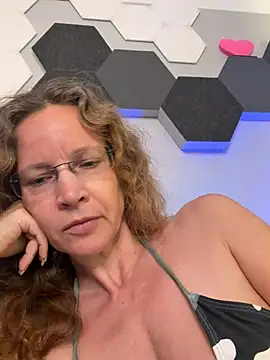AnnikaRose live cam on StripChat