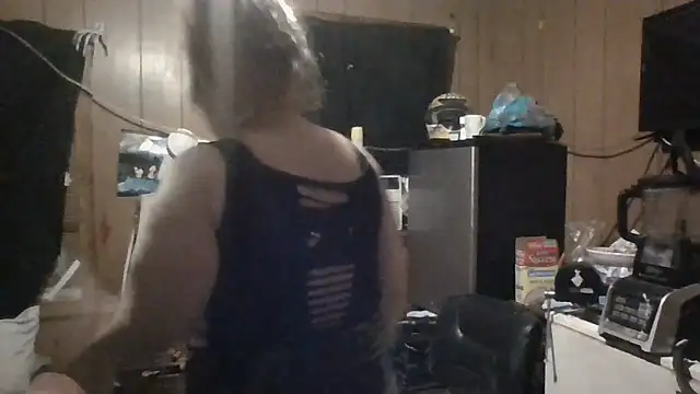 stormynight1 live cam on StripChat
