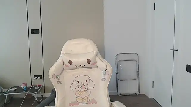 ka00ru_chan live cam on StripChat