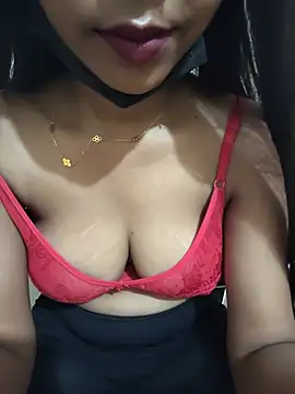 RAGNI-Love live cam on StripChat